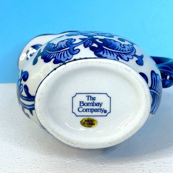 The Bombay Company Cobalt Blue & White Ceramic 6" Tall‎ 16 oz Creamer Pitcher - Picture 4 of 5